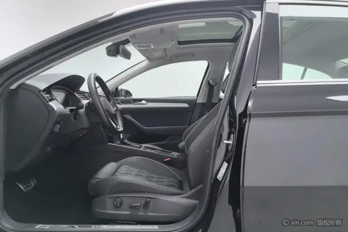 Volkswagen Magotan PHEV 2022 Model Luxury Model – фото 17