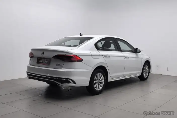 Volkswagen Bora 2024 Model 200TSI DSG Smooth Ride Edition – фото 4
