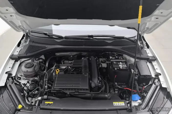 Volkswagen Bora 2024 Model 200TSI DSG Smooth Ride Edition – фото 5
