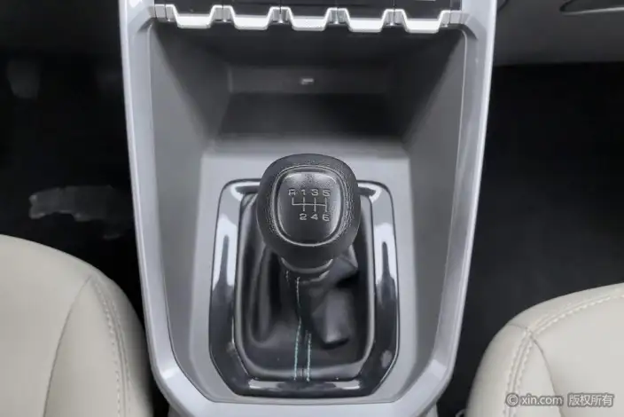 Baojun RS-3 2020 Model 1.5L Manual Smart Comfort Model – фото 16