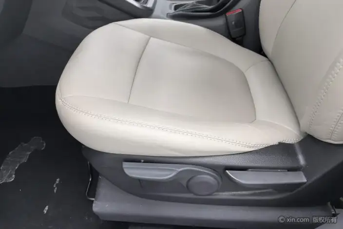 Baojun RS-3 2020 Model 1.5L Manual Smart Comfort Model – фото 18