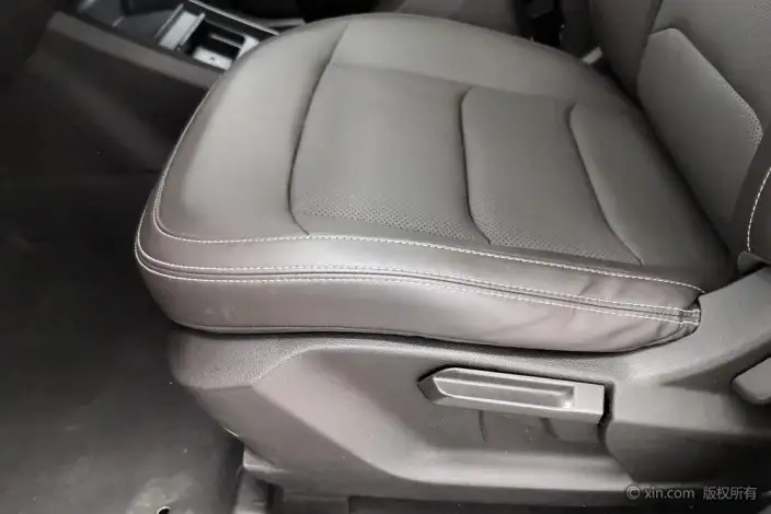 Geely Jiaji 2021 Model 1.8TD DCT Comfort Model – фото 18