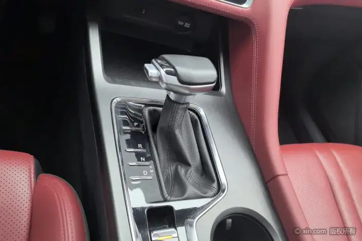 Changan CS75 PLUS 2021 Model 1.5T Automatic Luxury Model – фото 14