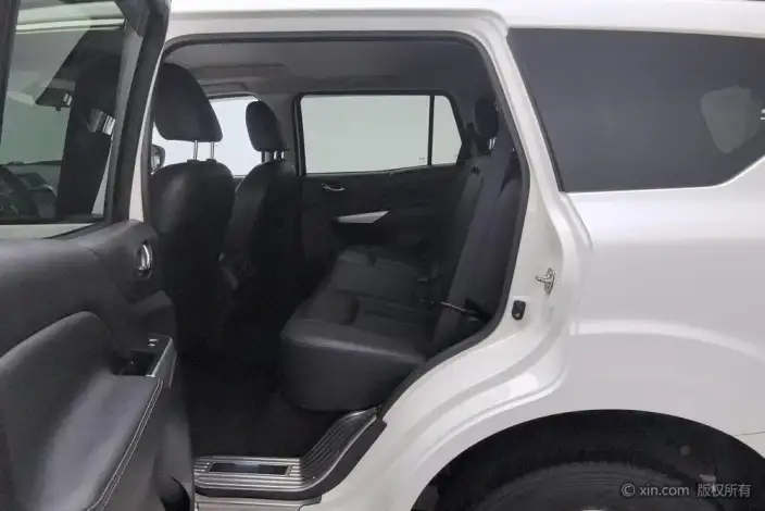 Nissan Terra 2020 Model 2.5L Automatic 4WD Deluxe Edition – фото 19