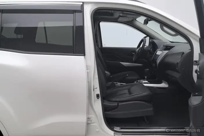 Nissan Terra 2020 Model 2.5L Automatic 4WD Deluxe Edition – фото 24