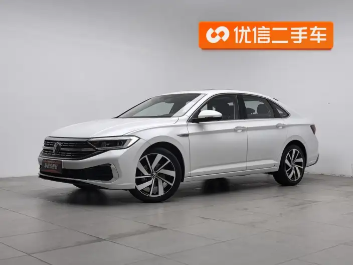 Volkswagen Sagitar 2025 Model 300TSI DSG Superior Edition – фото 1