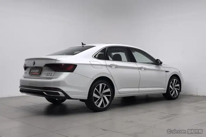 Volkswagen Sagitar 2025 Model 300TSI DSG Superior Edition – фото 4