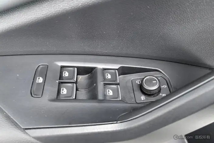 Volkswagen Sagitar 2025 Model 300TSI DSG Superior Edition – фото 21
