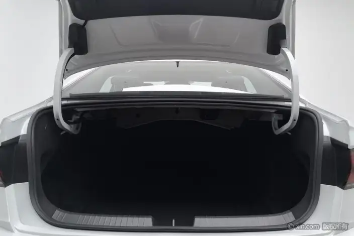 Volkswagen Sagitar 2025 Model 300TSI DSG Superior Edition – фото 22
