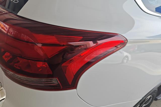 Mitsubishi Outlander Модель 2020 года 2.4L 4WD Enjoy Edition 7 seat – фото 8