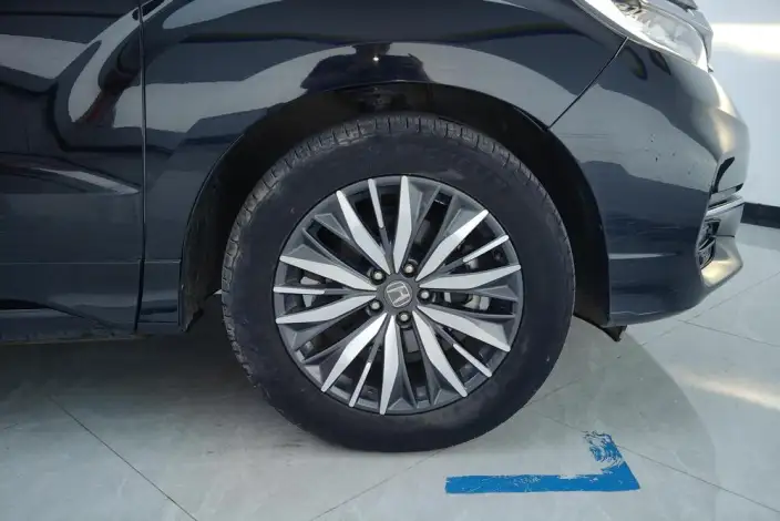 Honda Avancier 2020 Model 370 TURBO 9AT Exclusive Edition AWD – фото 9