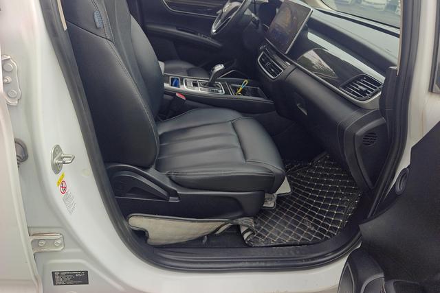 BYD Song MAX Модель 2019 года 1.5T автоматическое Smart Connect Spirior Sport 6 seat National V – фото 6