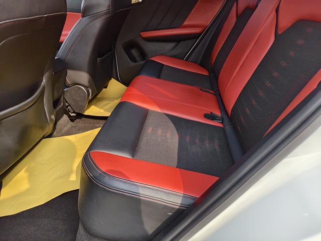 BYD E2 Модель 2019 года Long Range Edition Shine · Luxury – фото 9