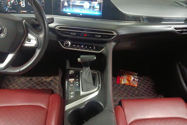 Changan Eado 2020 PLUS Blue Whale NE 1.4T GDI Automatic Flagship – фото 16