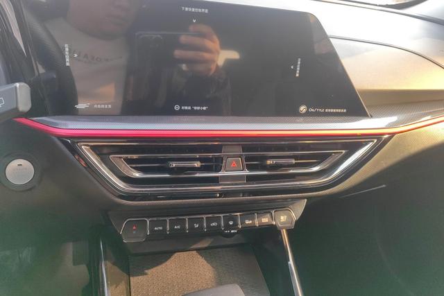 Changan Oshan X5 2021 1.5T DCT Premium – фото 15