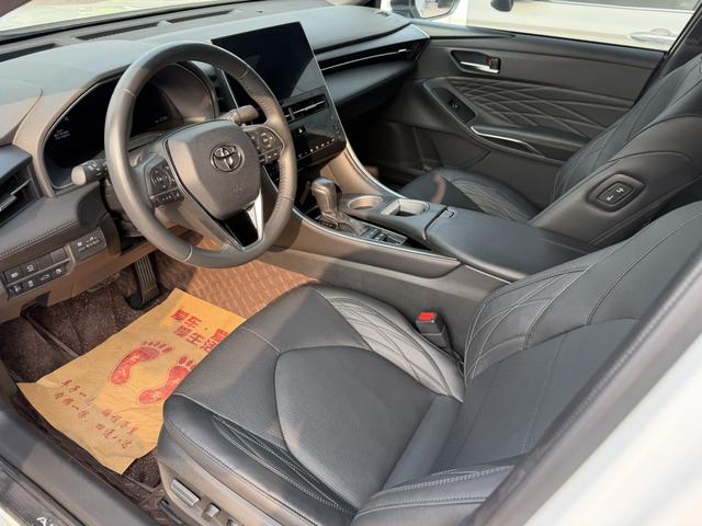 Toyota Avalon 2022 Hybrid 2.5L XLE Premium – фото 3