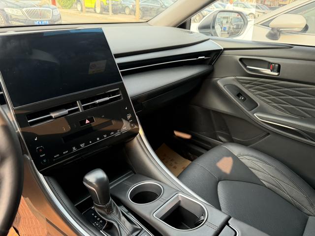 Toyota Avalon 2022 Hybrid 2.5L XLE Premium – фото 5