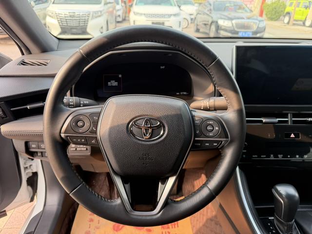 Toyota Avalon 2022 Hybrid 2.5L XLE Premium – фото 6