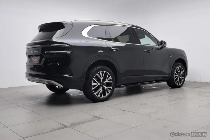 ZEEKR 8X 2026 Model 70kWh Ultra – фото 4