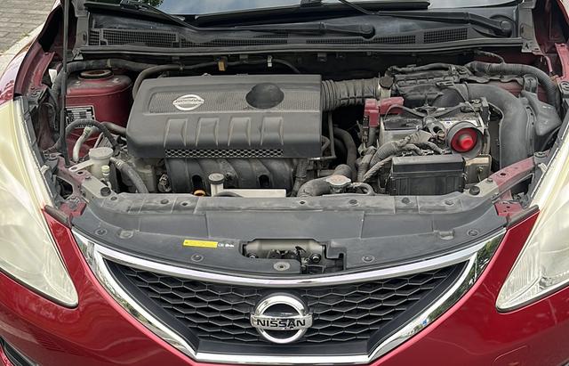 Nissan Tiida 2011 1.6L CVT Comfort – фото 13