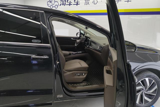 Viloran 2022 380TSI Zunchi Edition – фото 6