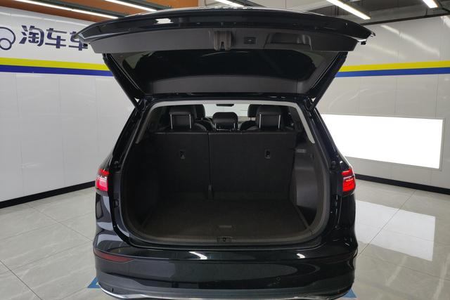 Viloran 2022 380TSI Zunchi Edition – фото 11