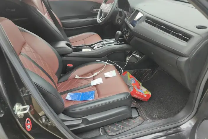 Honda Vezel 2020 Model 1.5L CVT Elite Edition – фото 15
