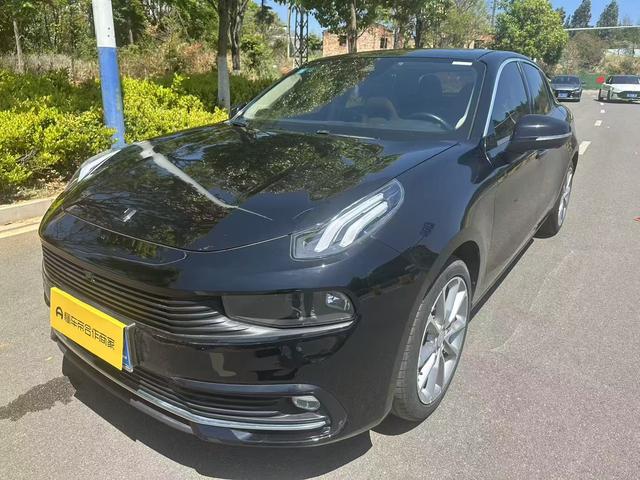 Lynk & Co 03 2019 Facelift 1.5TD DCT Energy – фото 1