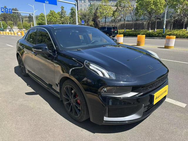 Lynk & Co 03 Модель 2018 года 1.5TD DCT Jin Edition – фото 3