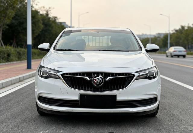 Buick Excelle 2021 1.3T Automatic Mild Hybrid Progress – фото 2
