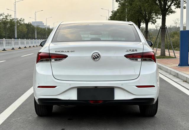 Buick Excelle 2021 1.3T Automatic Mild Hybrid Progress – фото 4