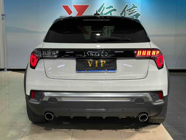 Lynk & Co 02 2018 2.0T DCT 4WD Vigorous Pro China V – фото 5