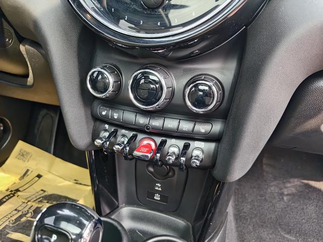 MINI 2023 2.0T COOPER S Artist – фото 12