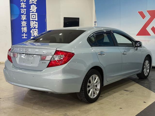 Honda Civic 2012 модификация 1.8L автоматическое Deluxe Edition – фото 4