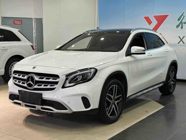 Mercedes-Benz GLA 2017 GLA 200 Style – фото 1