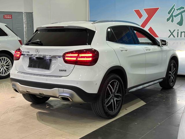 Mercedes-Benz GLA 2017 GLA 200 Style – фото 4