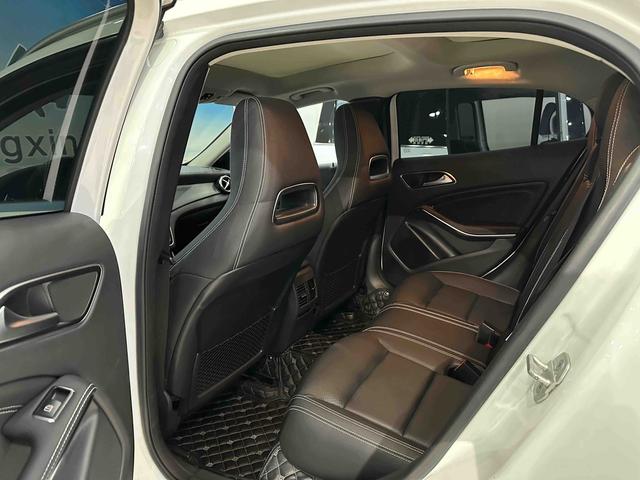Mercedes-Benz GLA 2017 GLA 200 Style – фото 9