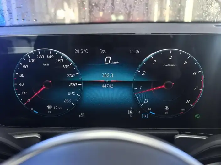 Mercedes-Benz GLB 2022 Model GLB 220 4MATIC – фото 16