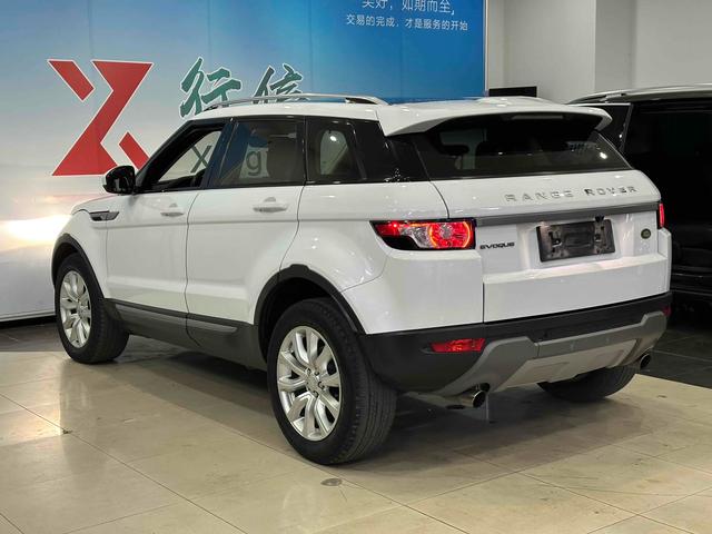 Range Rover Evoque 2015 модификация 2.0T Five-door Fashion edition – фото 6