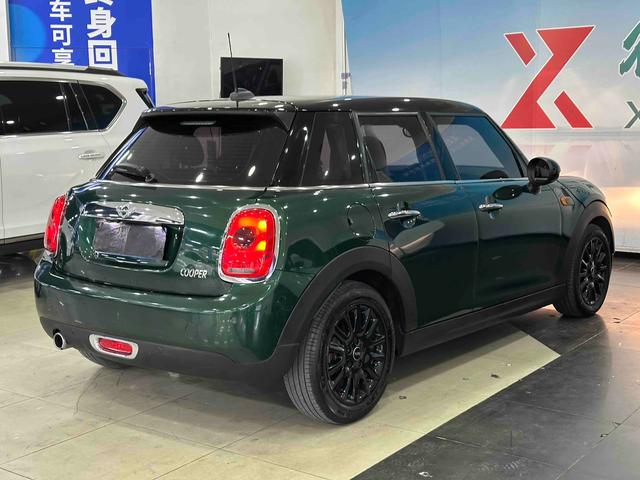MINI 2016 1.5T COOPER Five-door Edition – фото 4