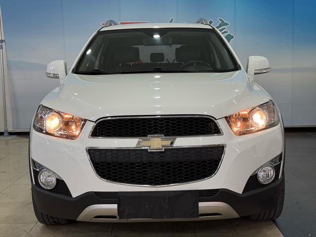 Chevrolet Captiva 2014 2.4L AWD Flagship 7-Seater – фото 2