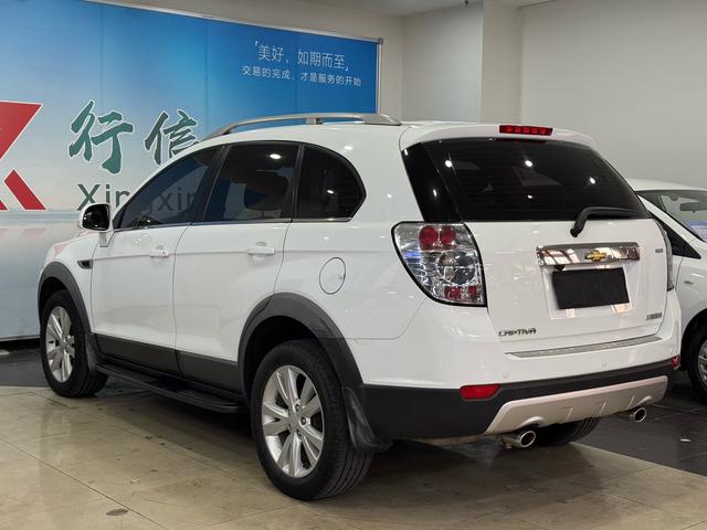 Chevrolet Captiva 2014 2.4L AWD Flagship 7-Seater – фото 6