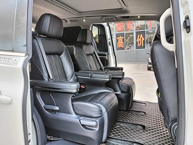 GAC Trumpchi M8 2020 Navigator 390T Premium – фото 9