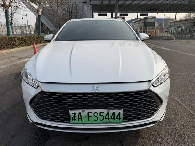 BYD Qin PLUS DM Раздел 2023 DM-i Champion Edition 120KM Leading – фото 4