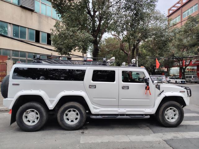 Hummer H2 2004 модификация 6.0 AT – фото 11