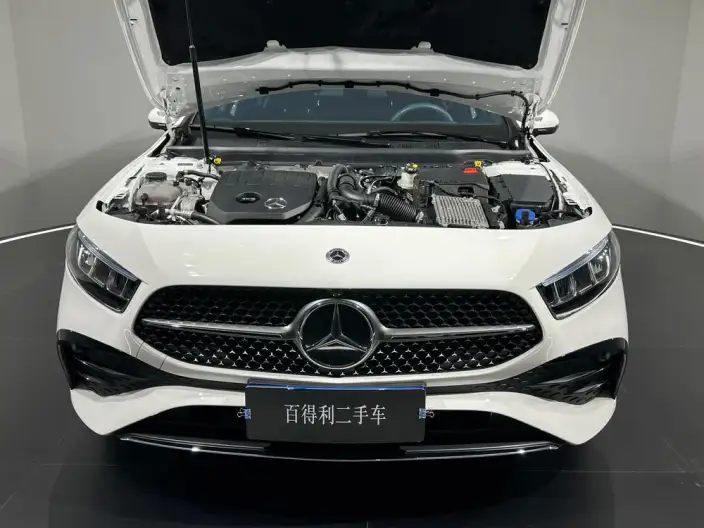 Mercedes-Benz A-class 2024 Model Facelift A 200 L Fashion Edition – фото 8