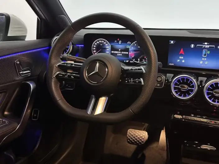 Mercedes-Benz A-class 2024 Model Facelift A 200 L Fashion Edition – фото 15