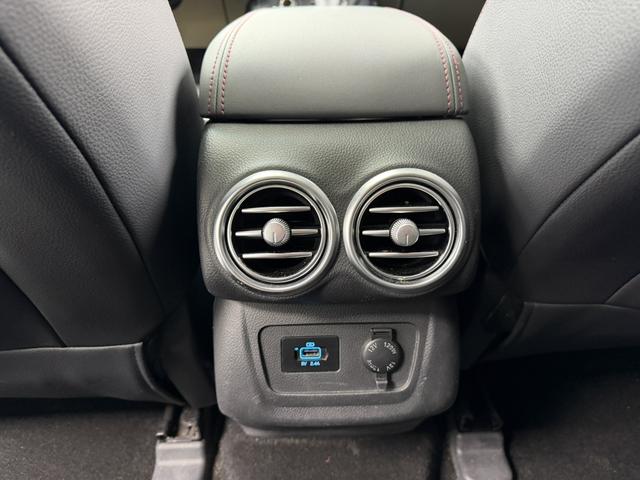 Rui f eng S7 Модель 2018 года Sports Edition 1.5T Automatic Luxury 7 seat – фото 18