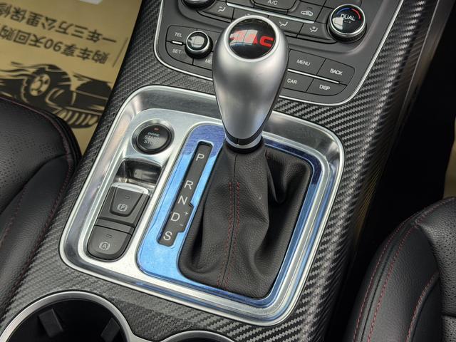 Rui f eng S7 Модель 2018 года Sports Edition 1.5T Automatic Luxury 7 seat – фото 36