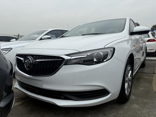 Buick Excelle 2018 15T DCT Entry China V – фото 1